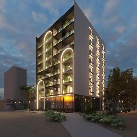 Latyrian Hotel