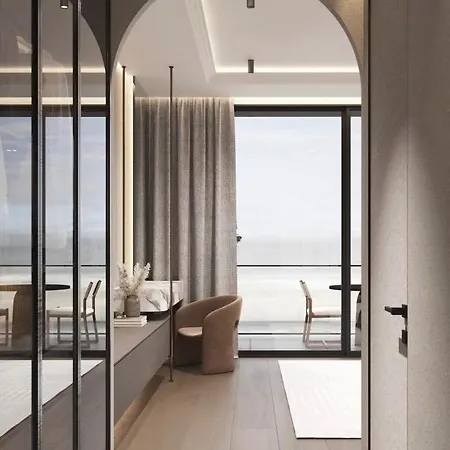Hotel Latyrian