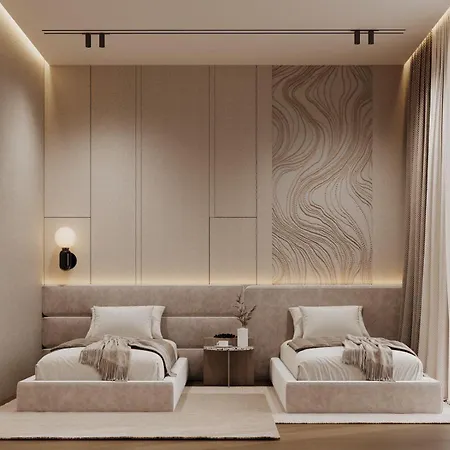 Hotel Latyrian 5*